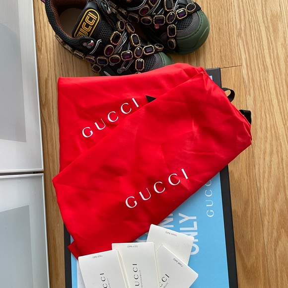 GUCCI FLASHTREK GREEN, REMOVABLE CRYSTALS SIZE 36 - Picture 5 of 5
